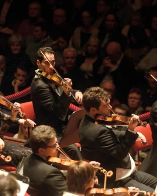 Gil Shaham Plays Tchaikovsky Sacramento