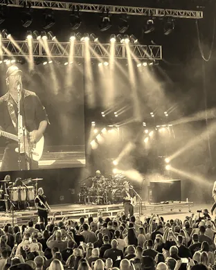 Lee Brice Sacramento