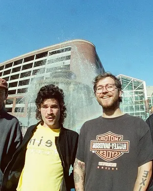 Mom Jeans Sacramento